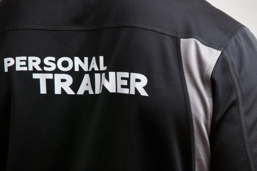 what does a personal trainer do